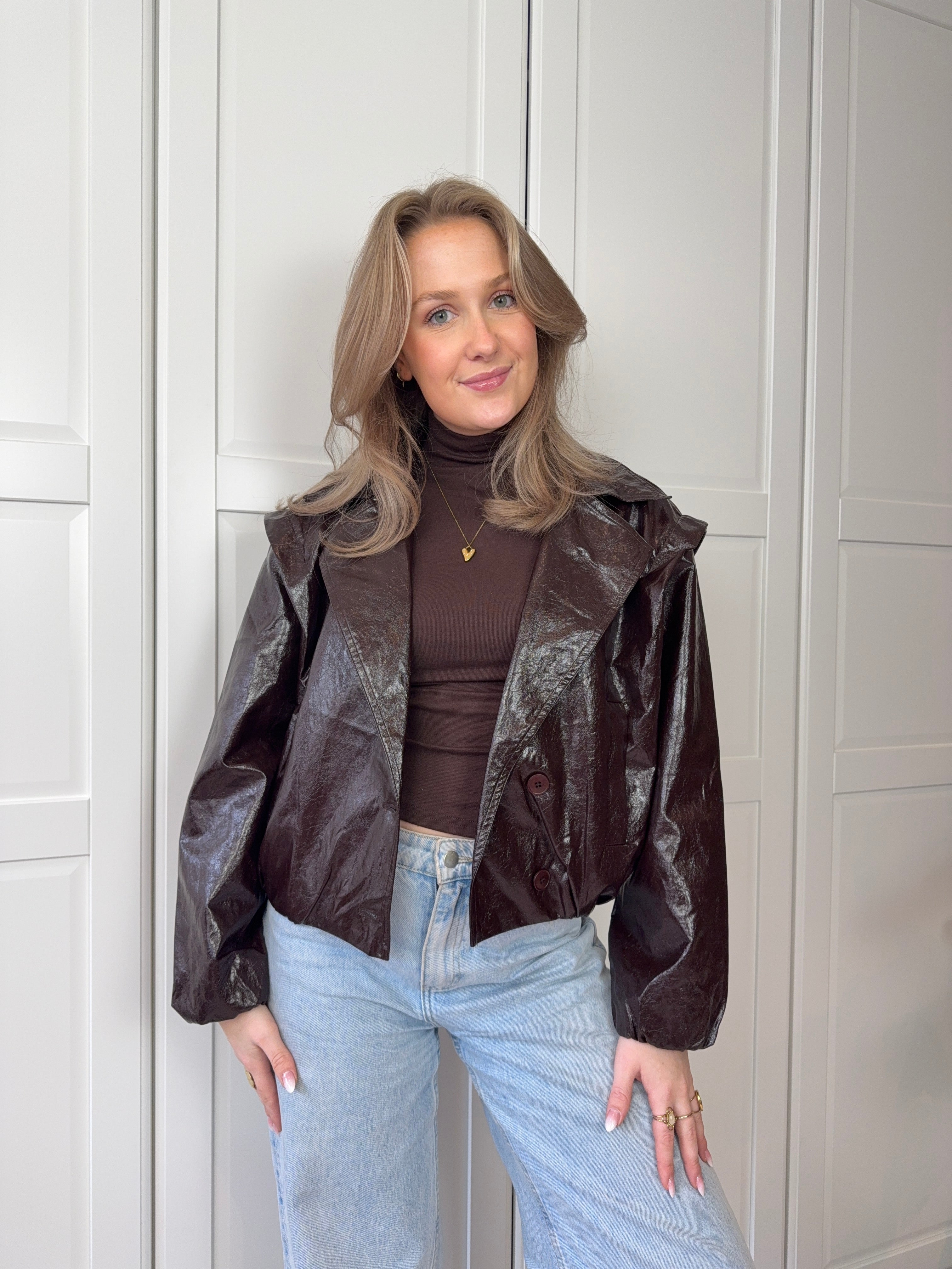 Jasje Celeste | Bruin