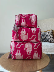 Bali Toilettas L | Fuchsia