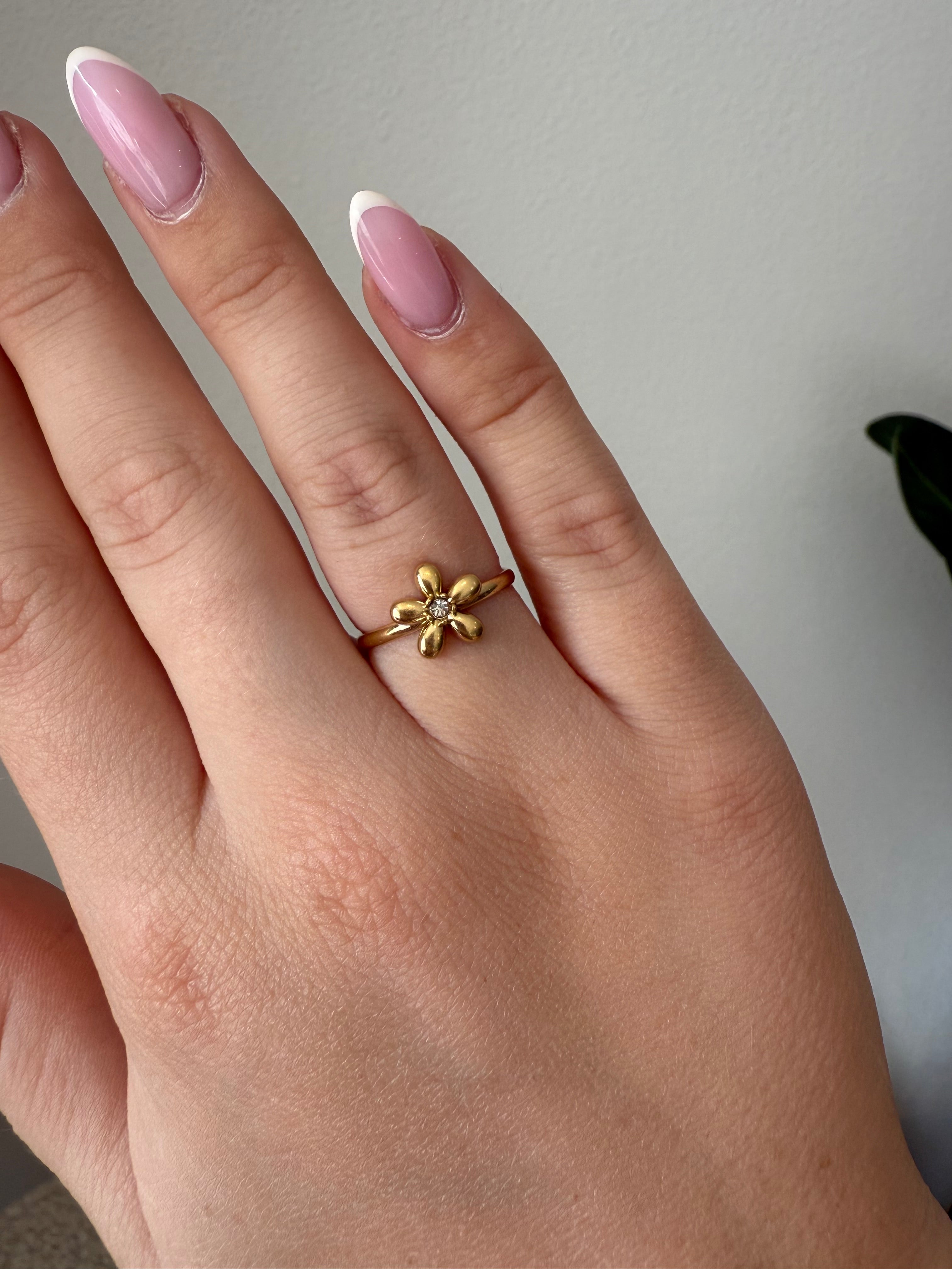 White Flower Ring | Goud