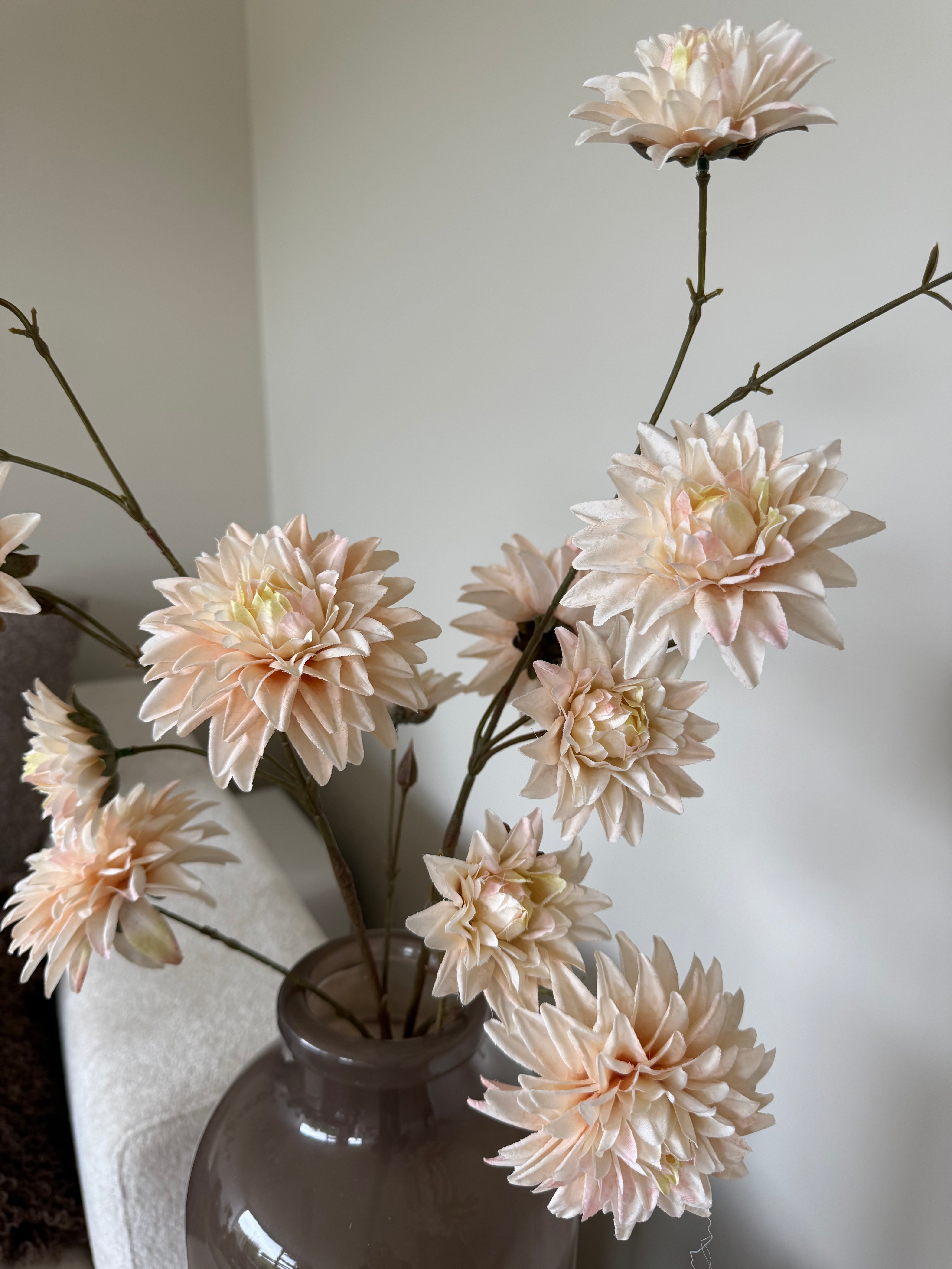 Dahlia Spray Tak | Creme