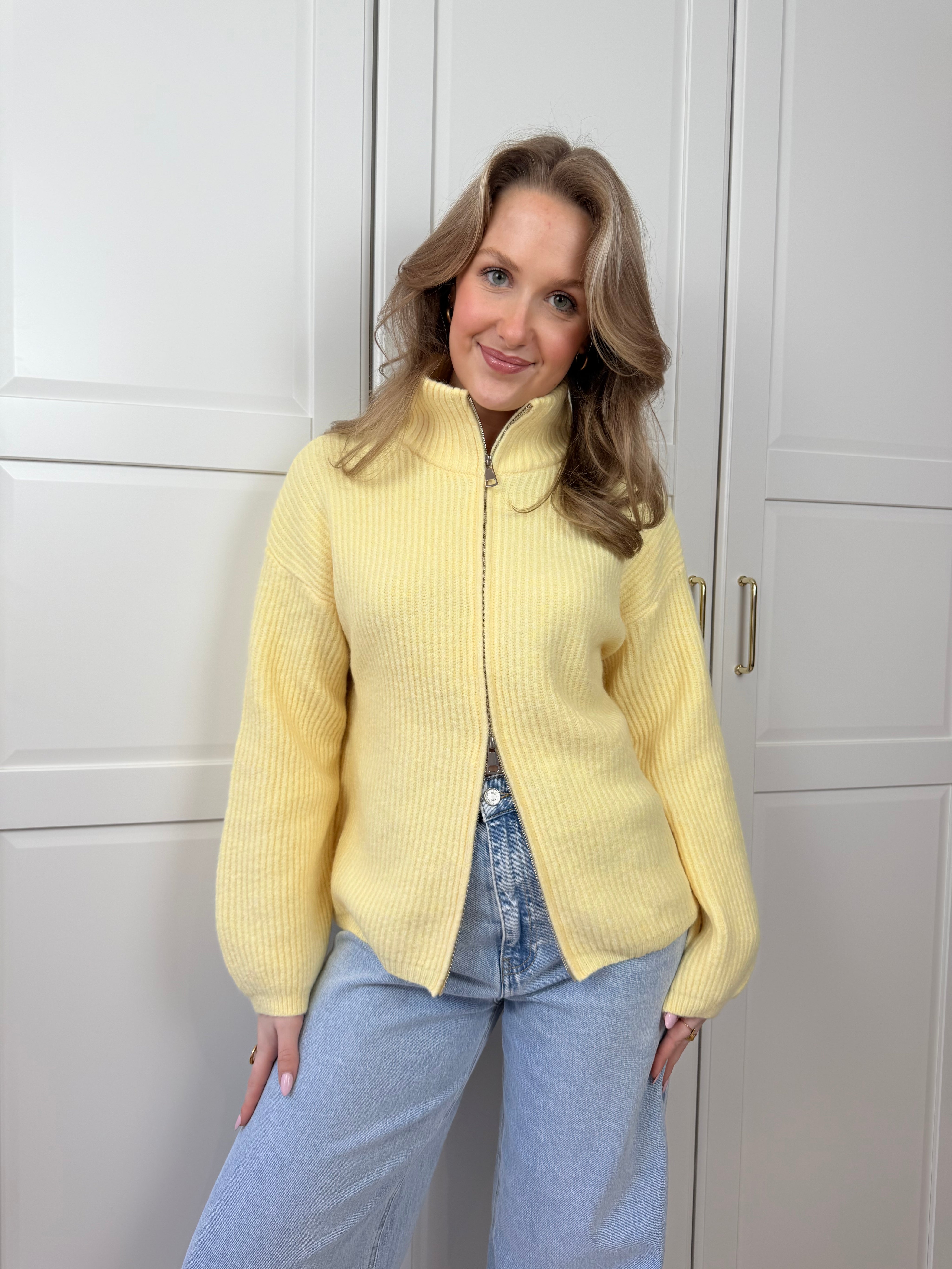 Zip Vest Moon | Geel