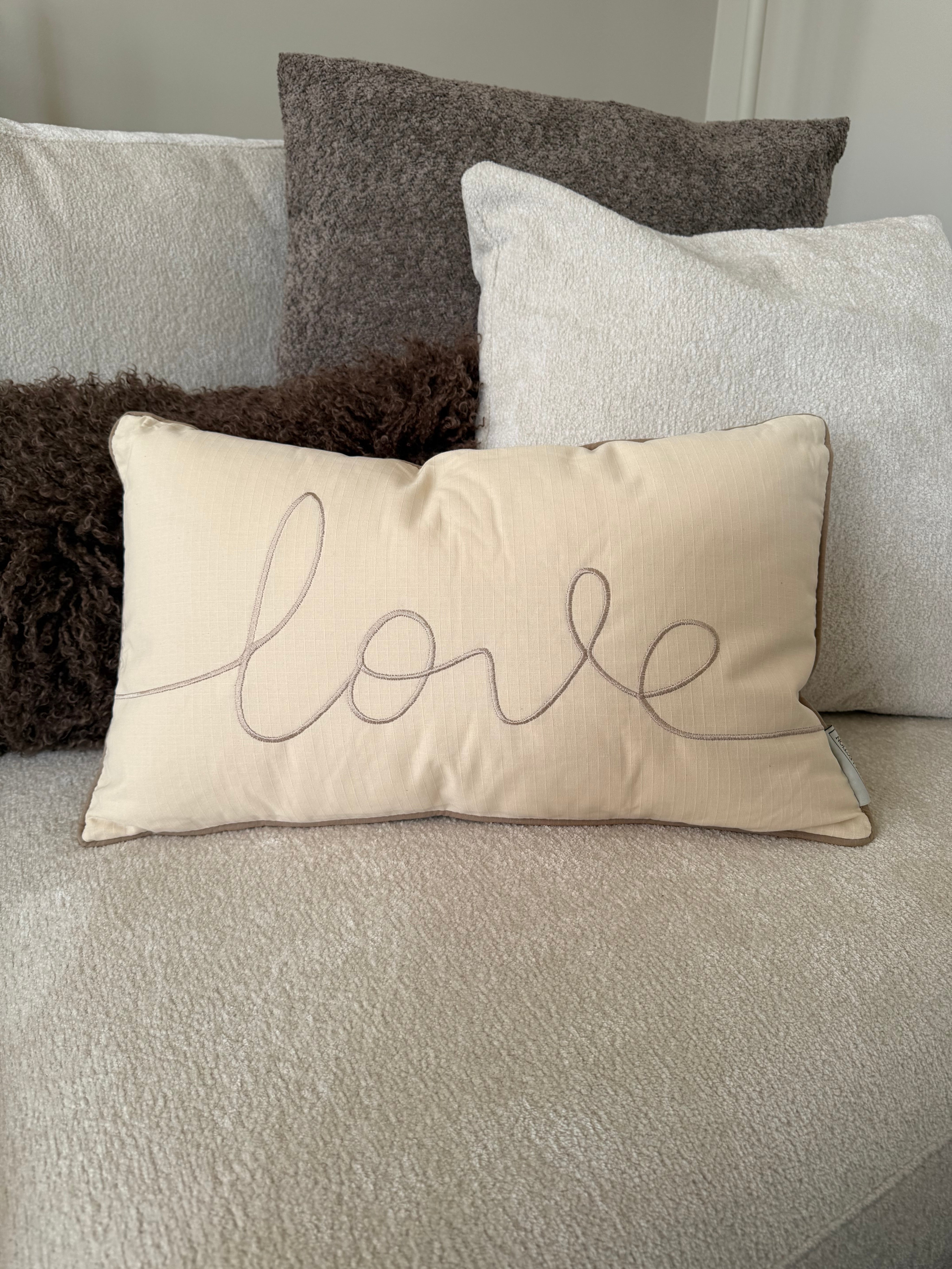 Kussen Love | Creme