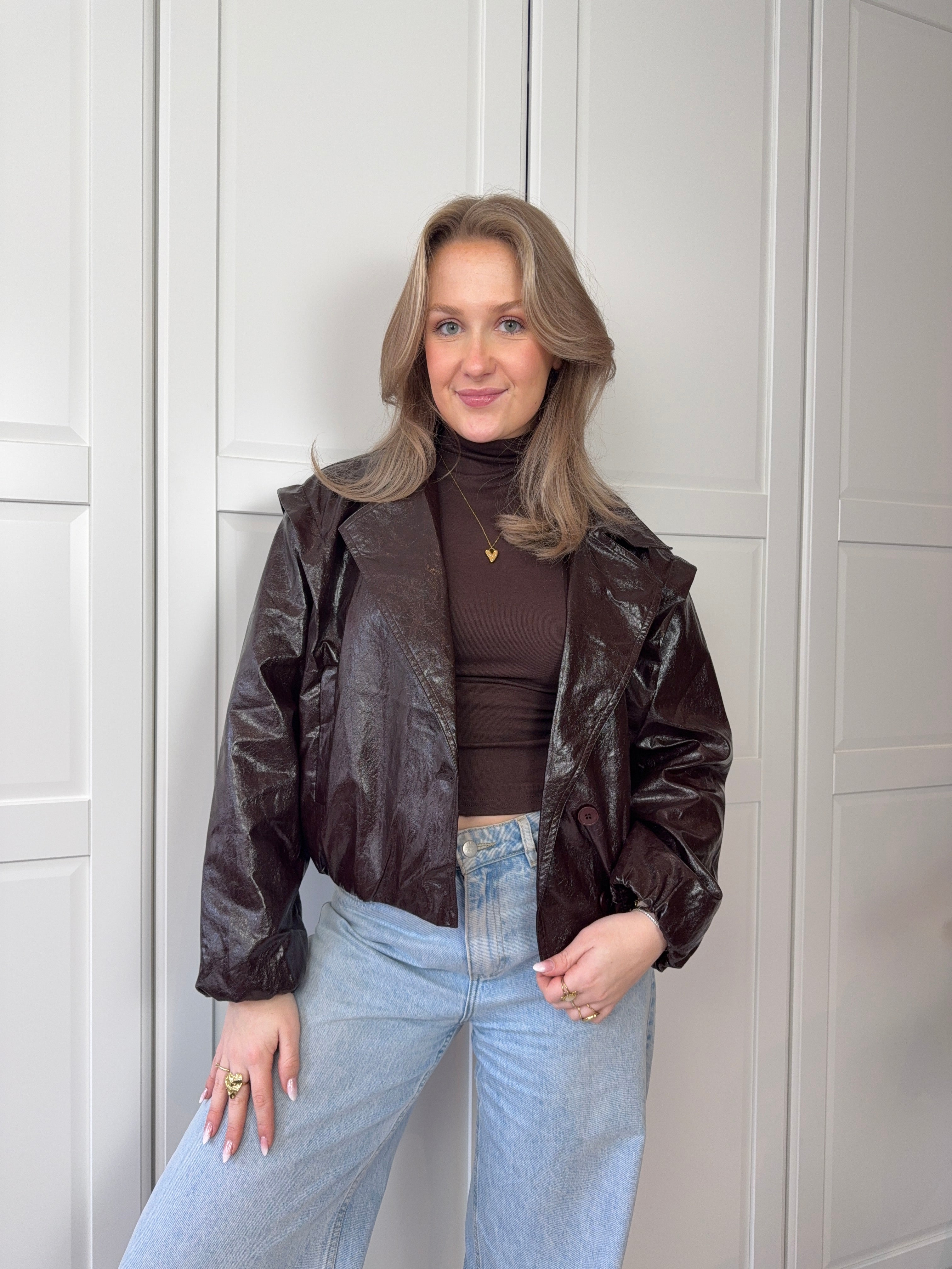 Jasje Celeste | Bruin