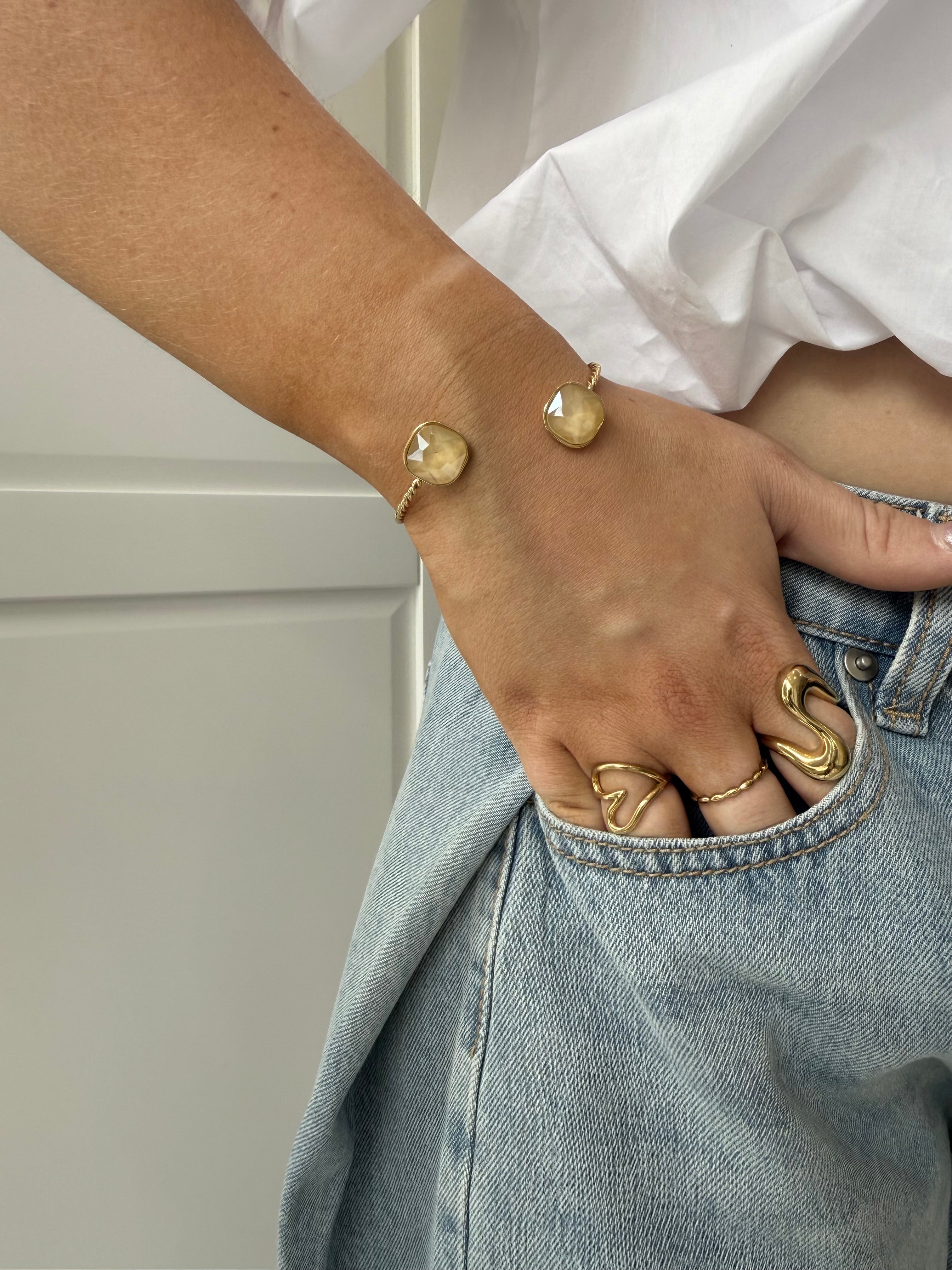Stone Bangle Armband | Beige