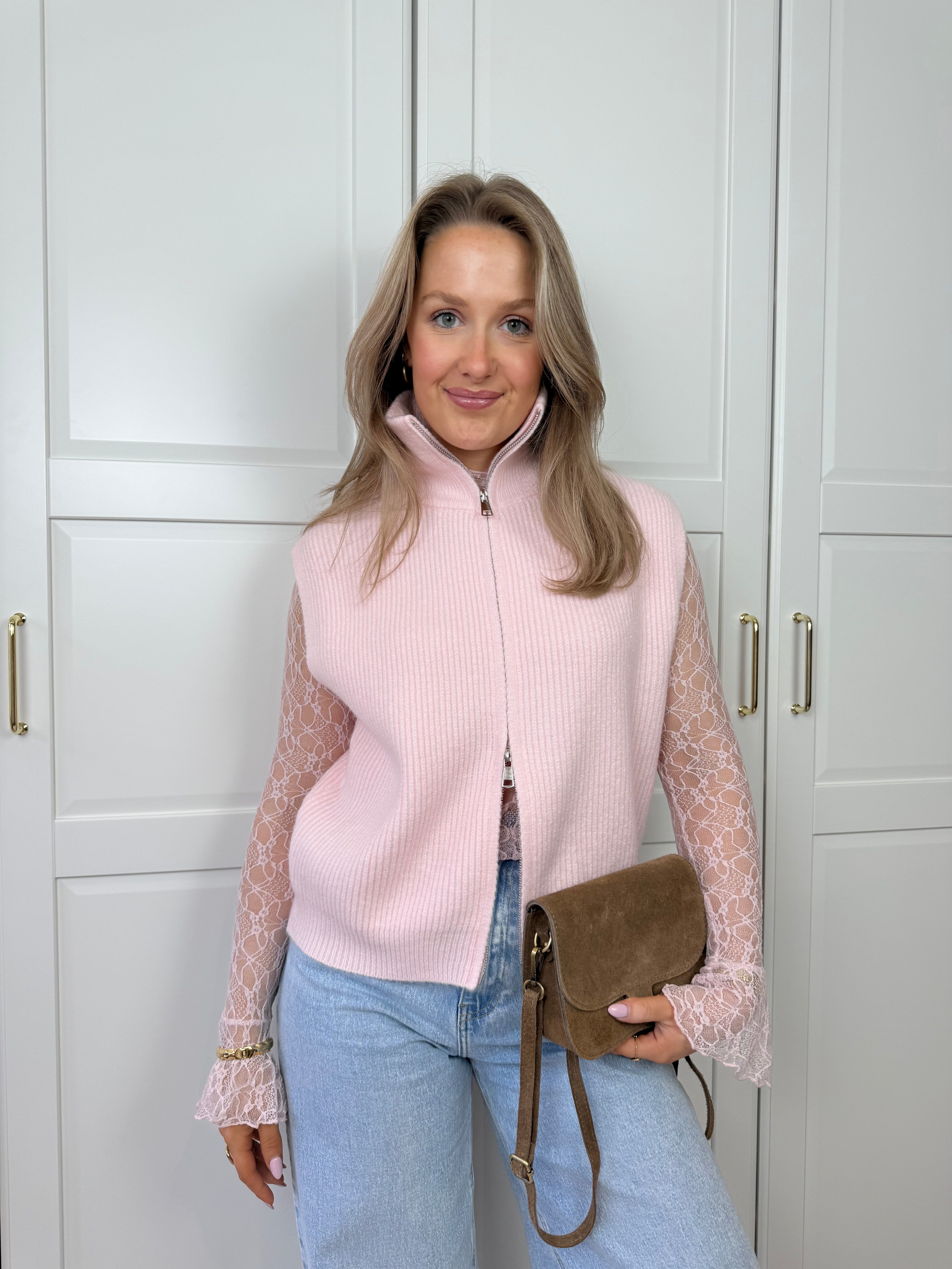 Spencer Laila | Roze