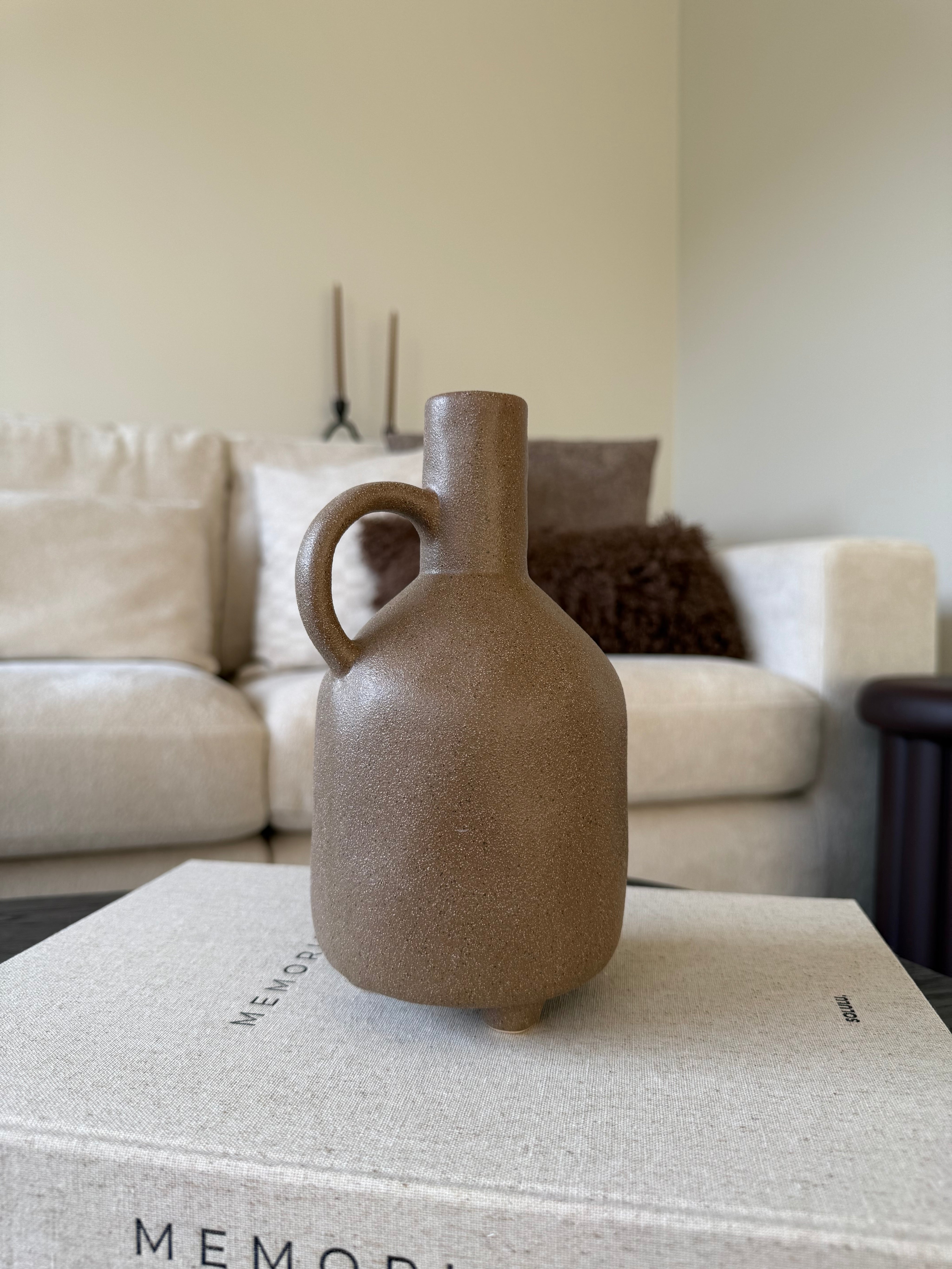 Light & Living Vaas Jonai | Bruin