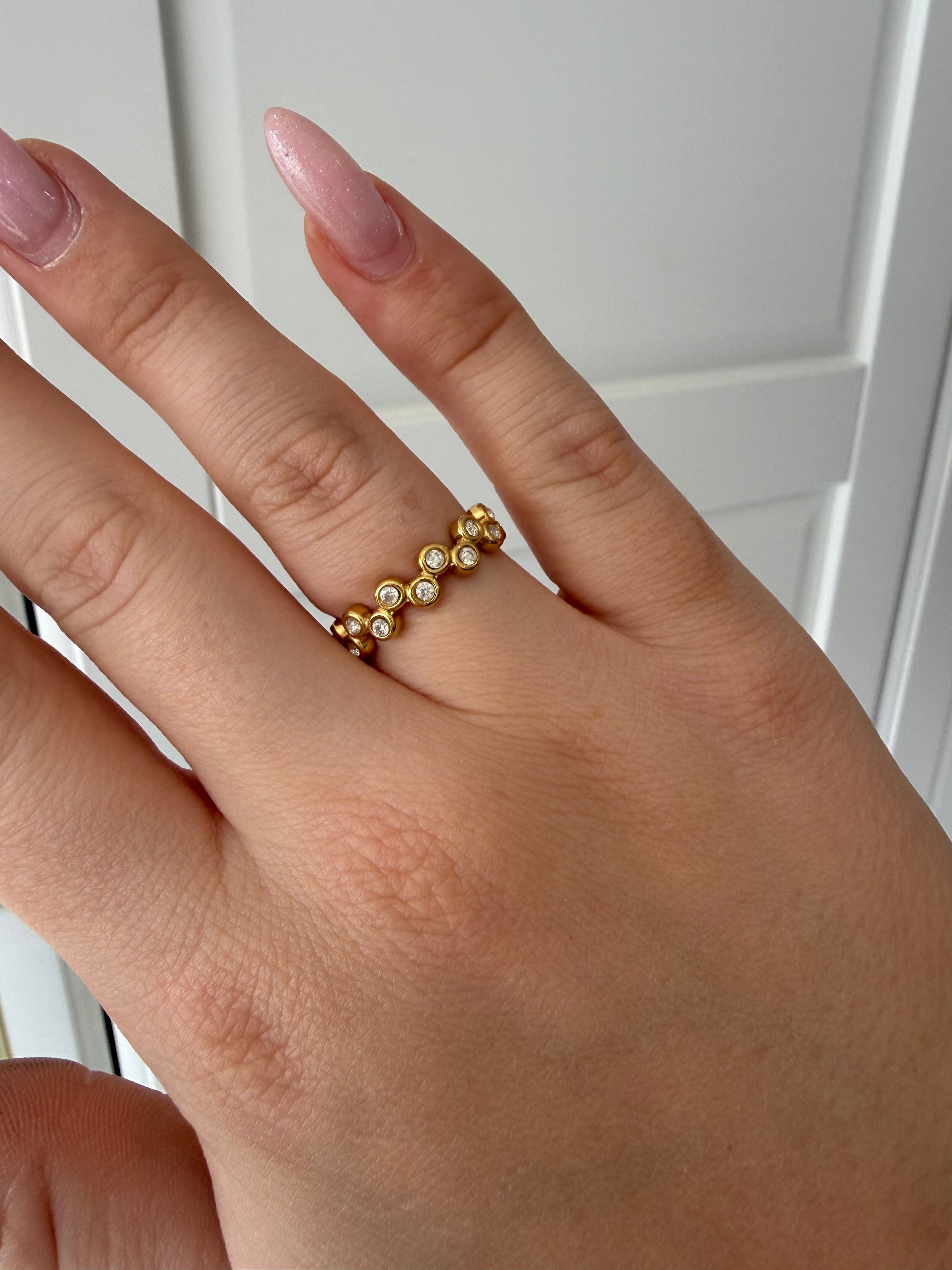 Wave Strass Ring