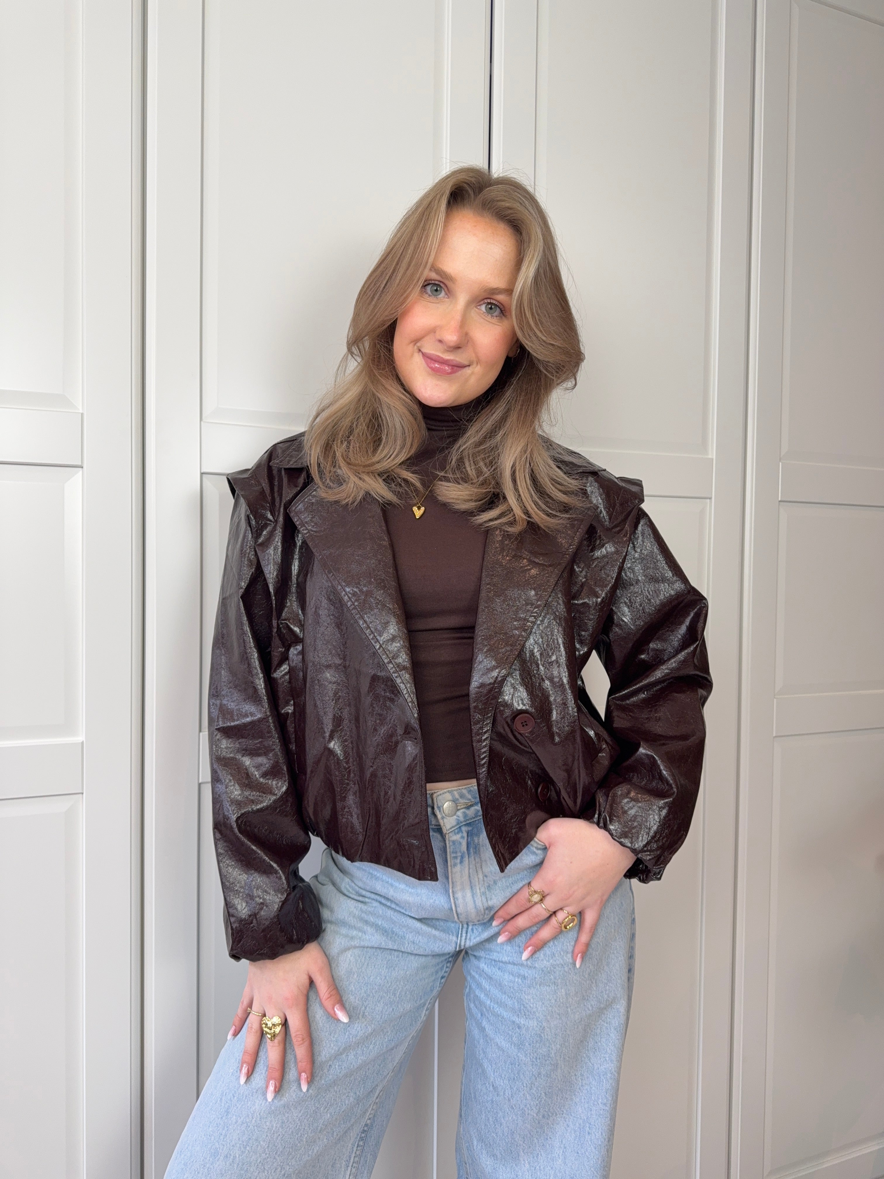 Jasje Celeste | Bruin