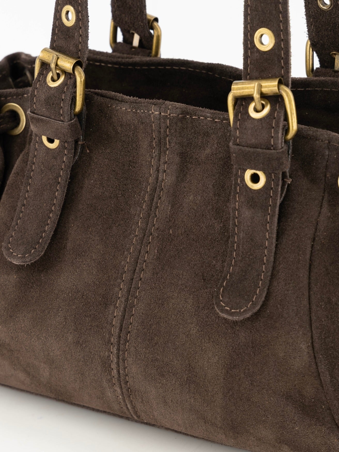 Tas Reva | Bruin