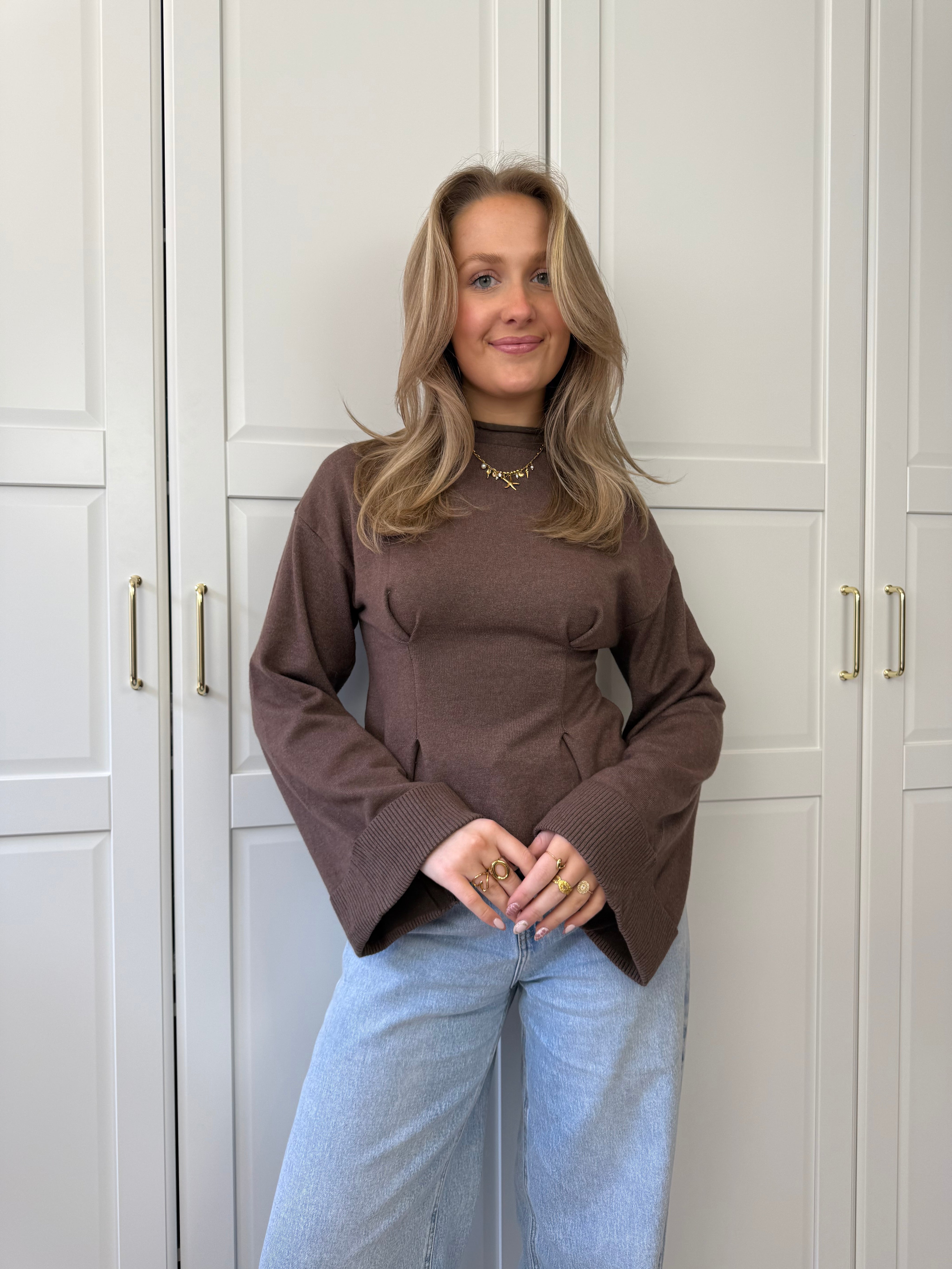 Top Noémi | Bruin