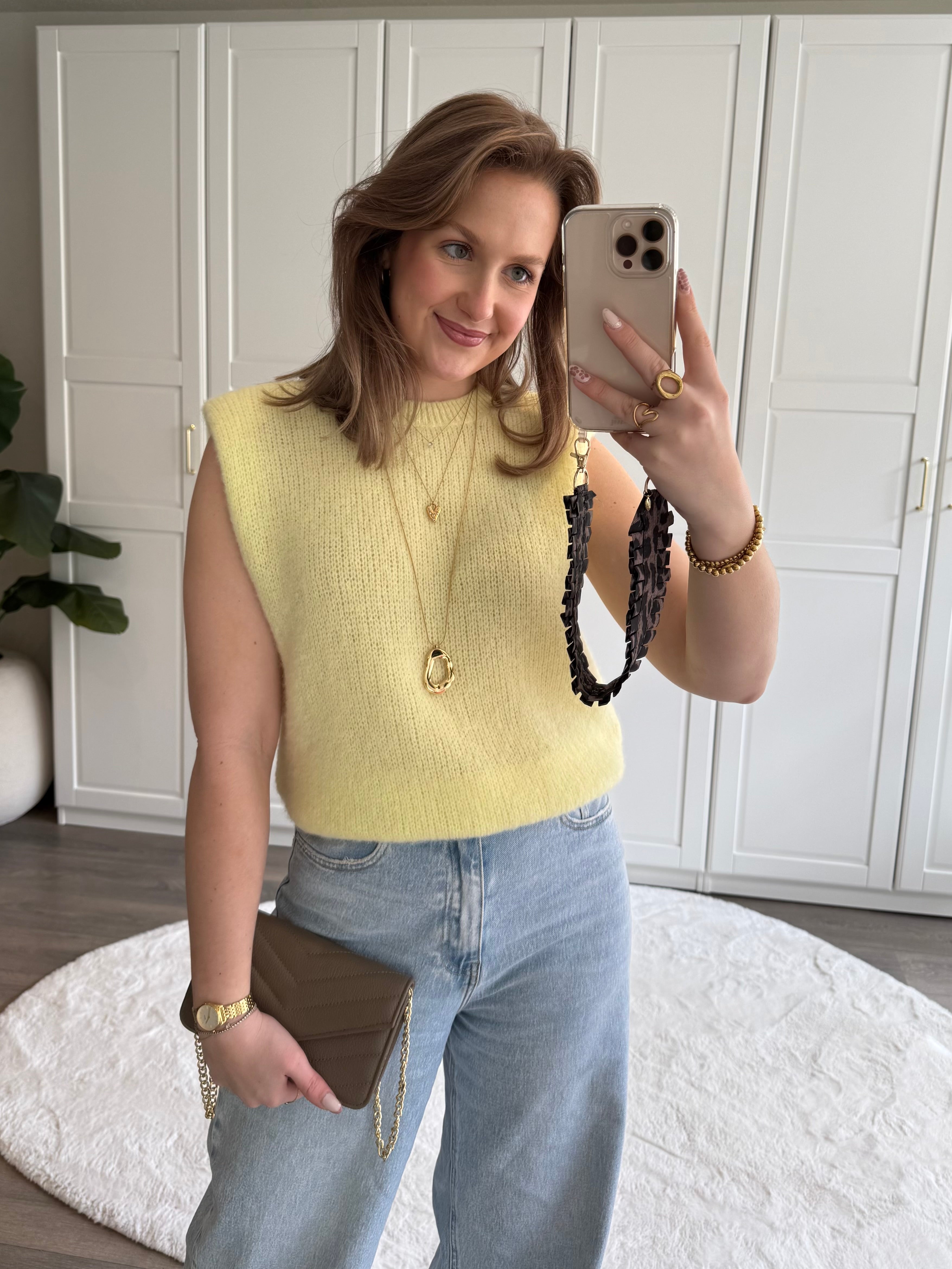 Spencer Julie | Geel
