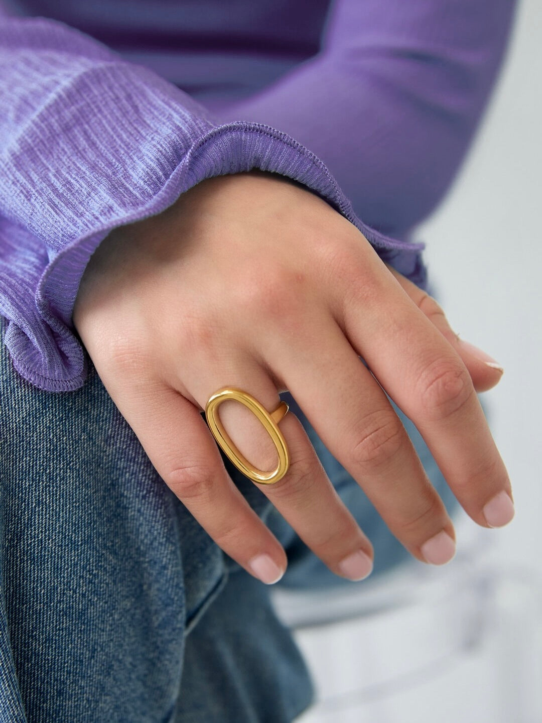 Open Oval Ring