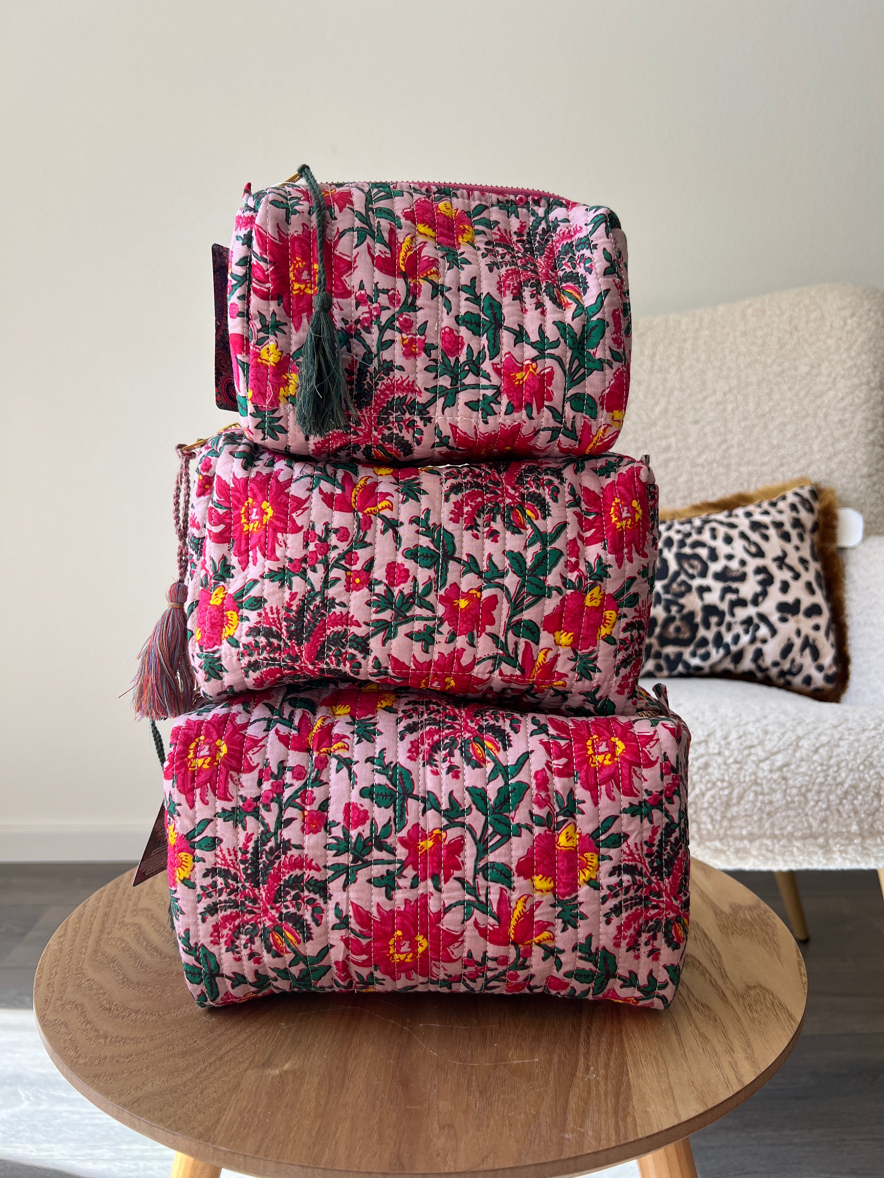 Bali Toilettas L | Flowers