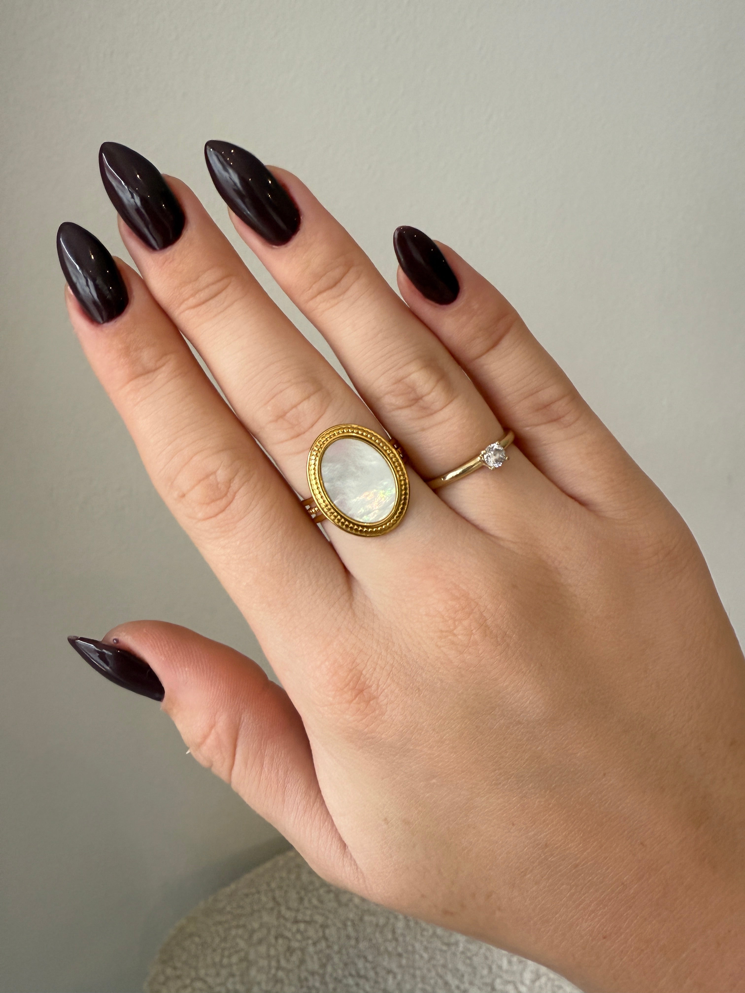 White Statement Ring | Goud