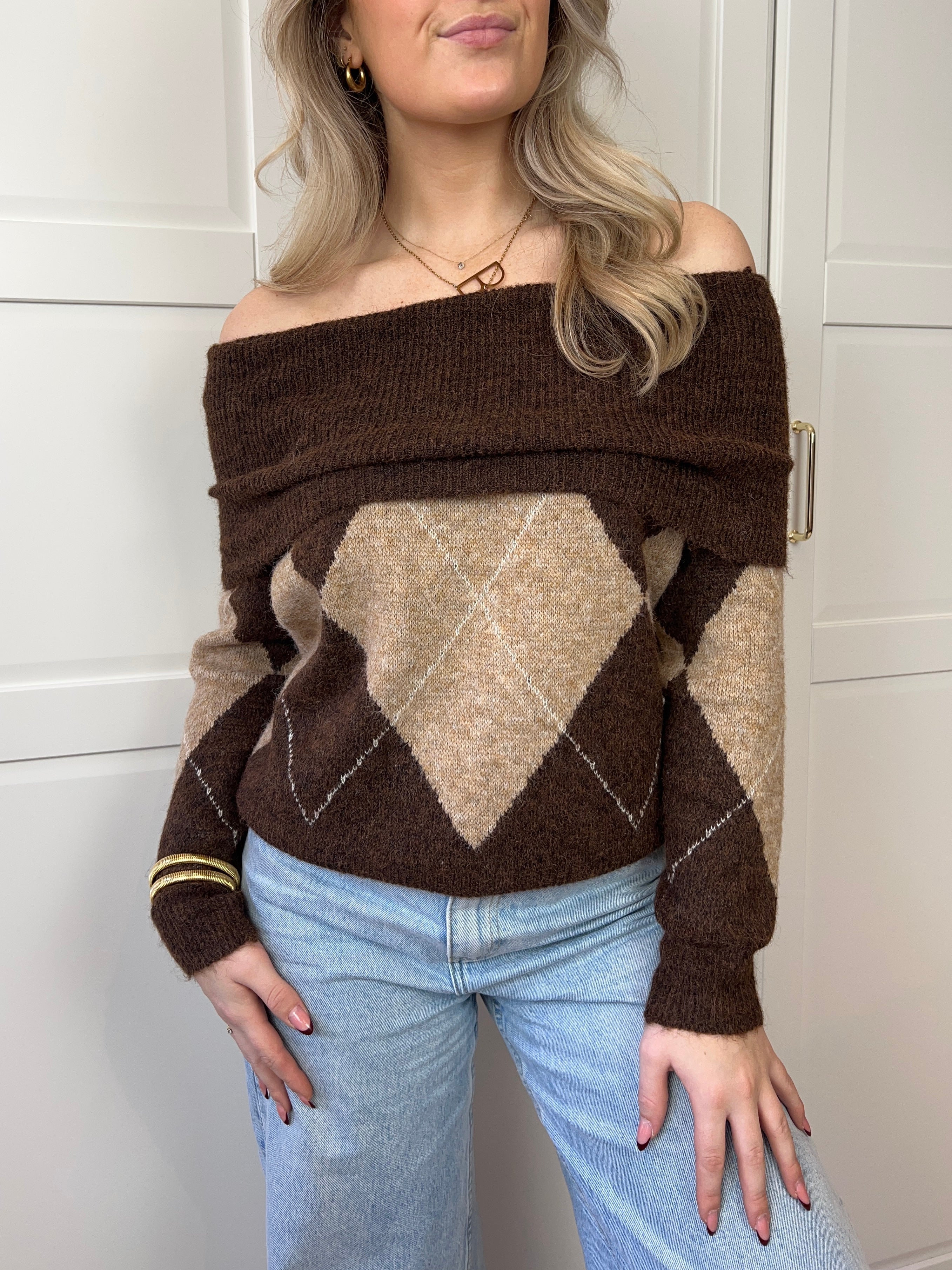 Off Shoulder Trui Nova | Bruin
