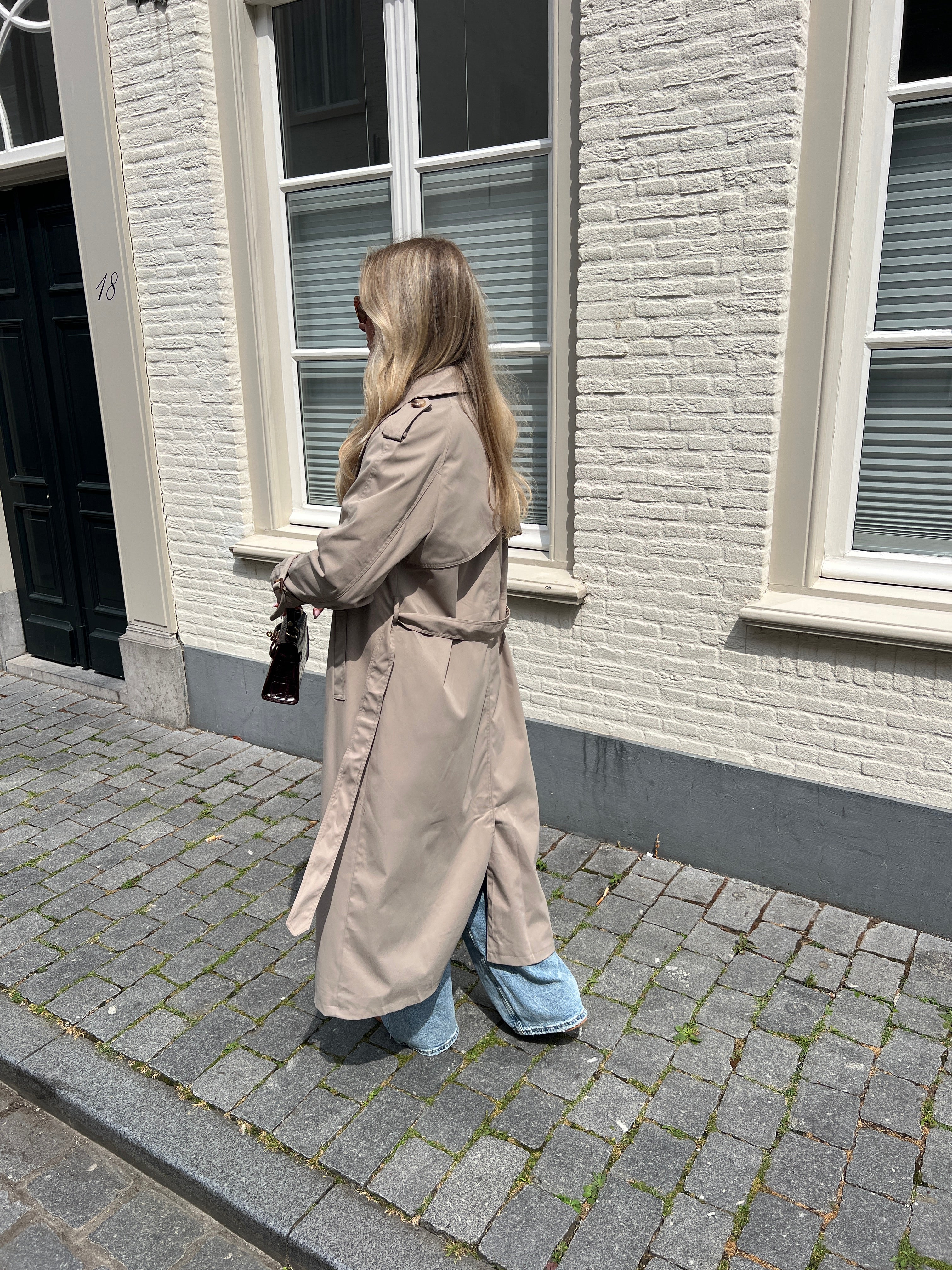 Trenchcoat Billy | Beige