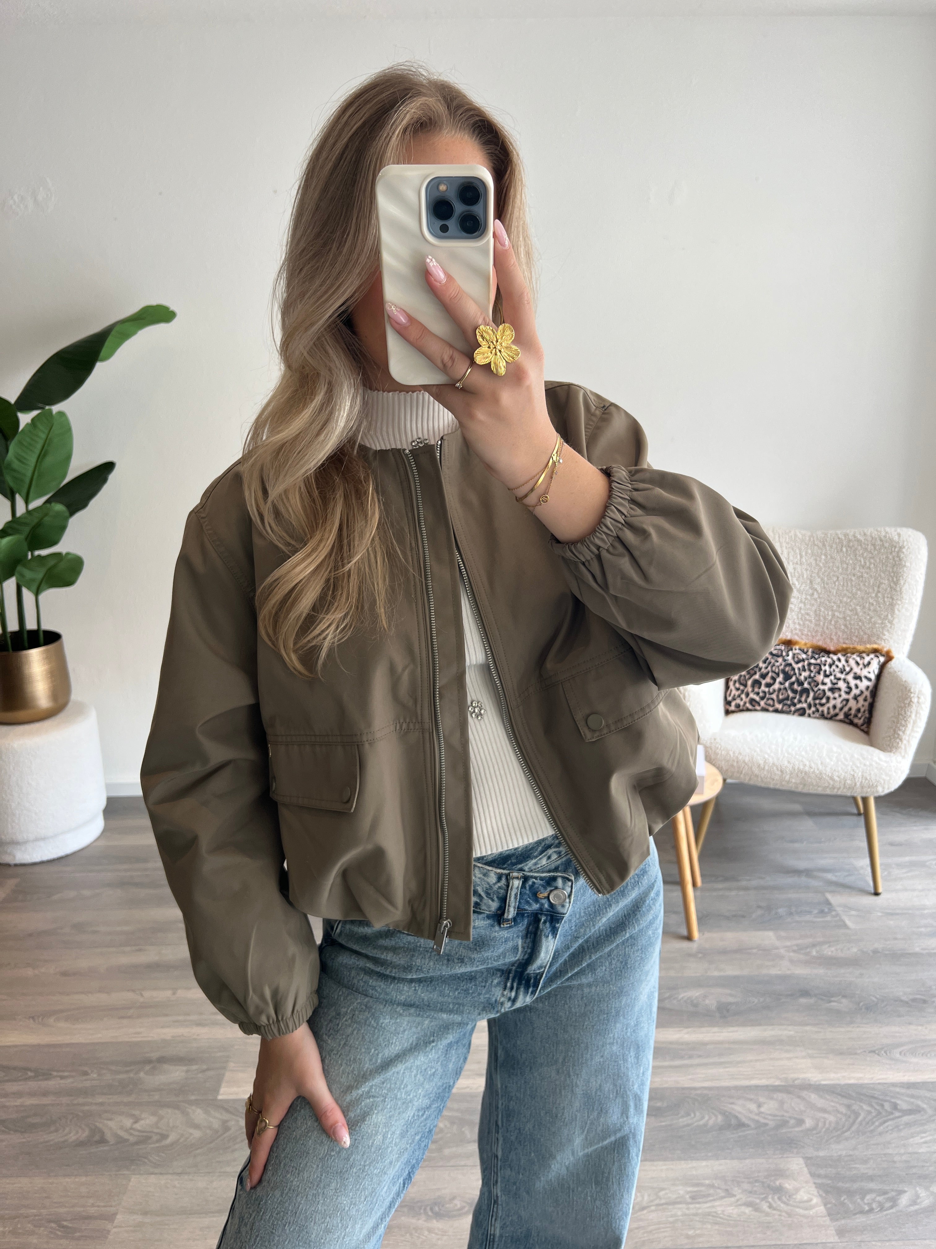 Bomberjas Tessa | Army