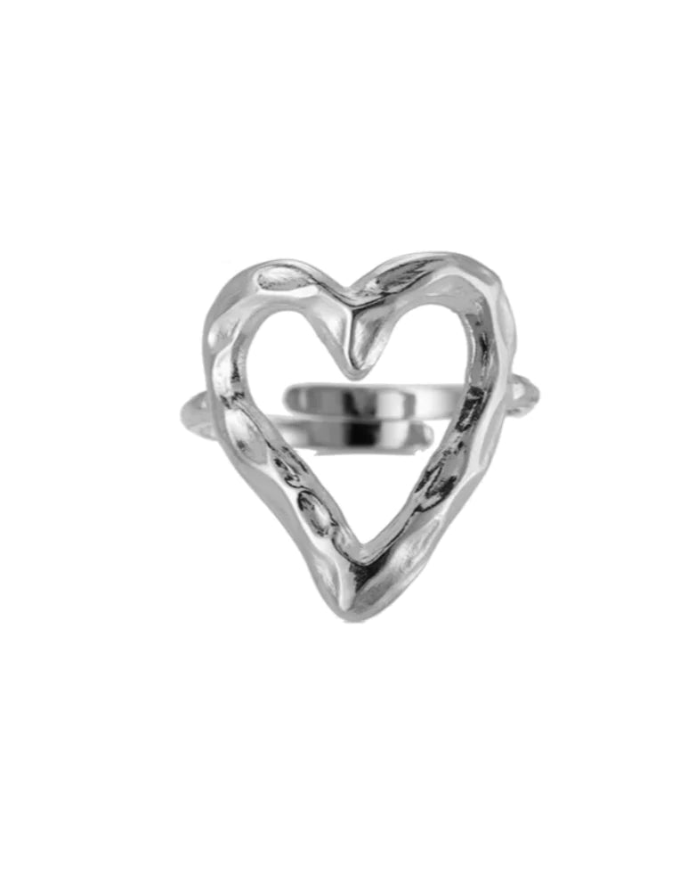 Love Heart Ring "PRE-ORDER" 1 WEEK
