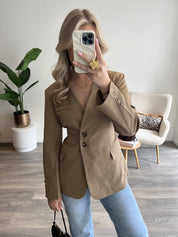 Fitted Tess Blazer | Beige