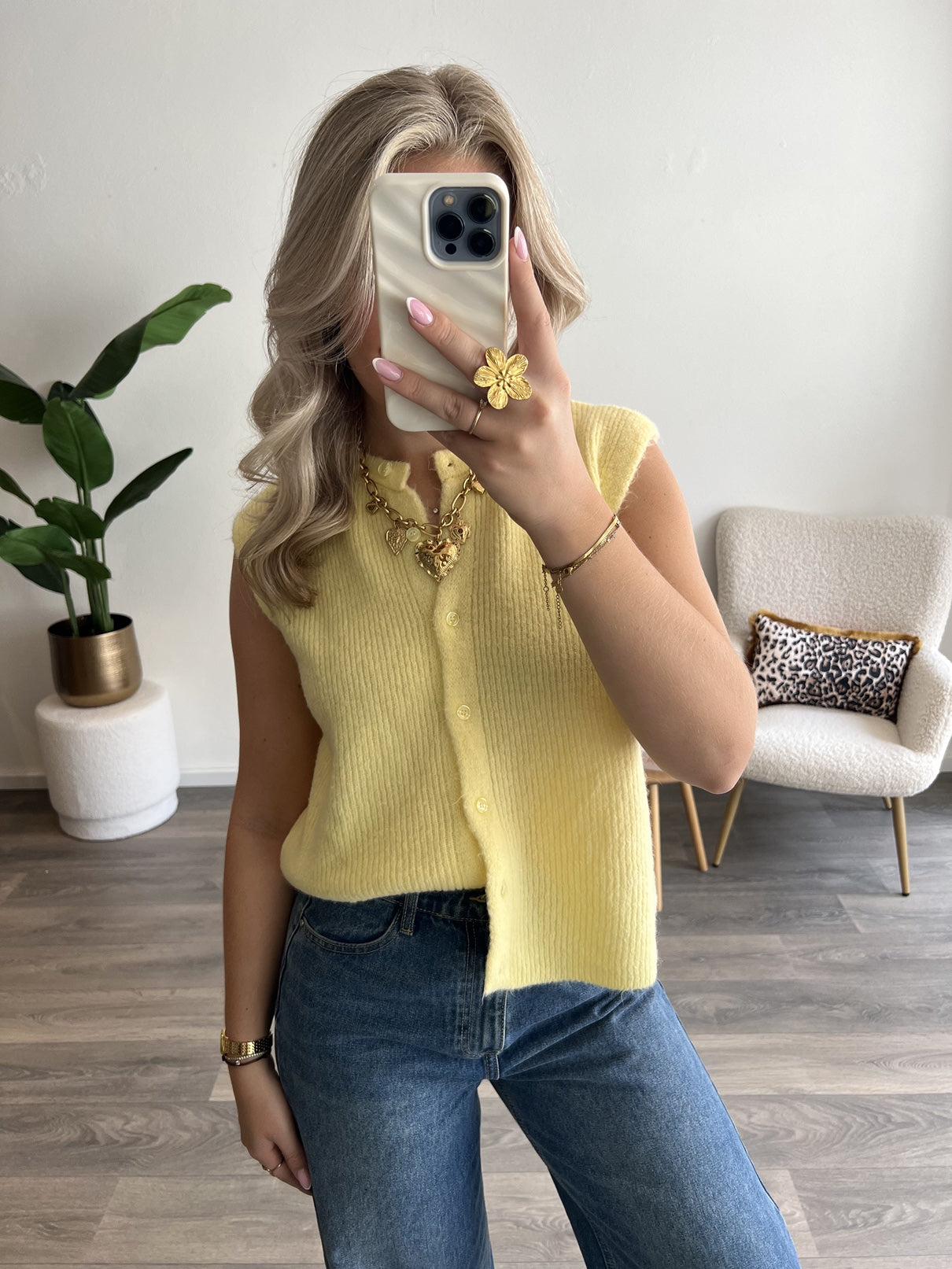 Spencer Liv | Geel