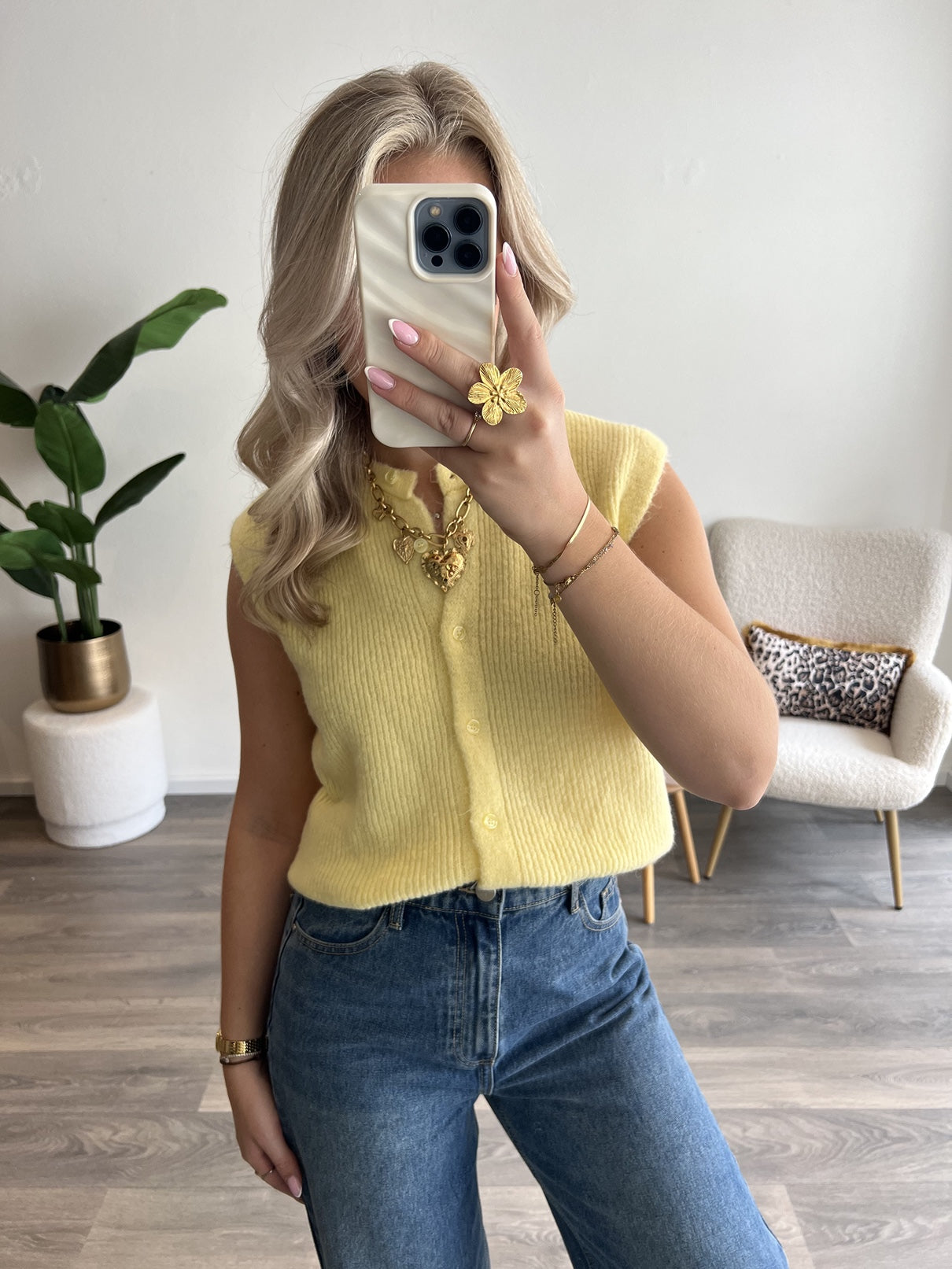 Spencer Liv | Geel